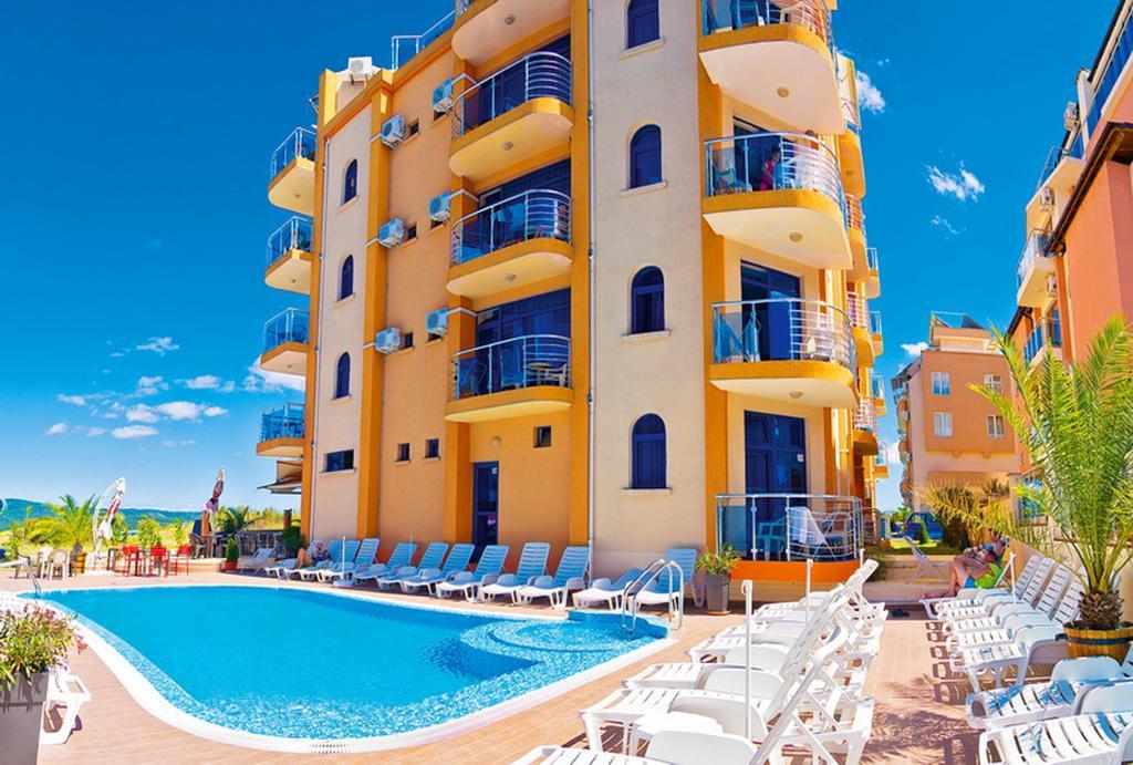 פרימורסקו Hotel Penelope מראה חיצוני תמונה