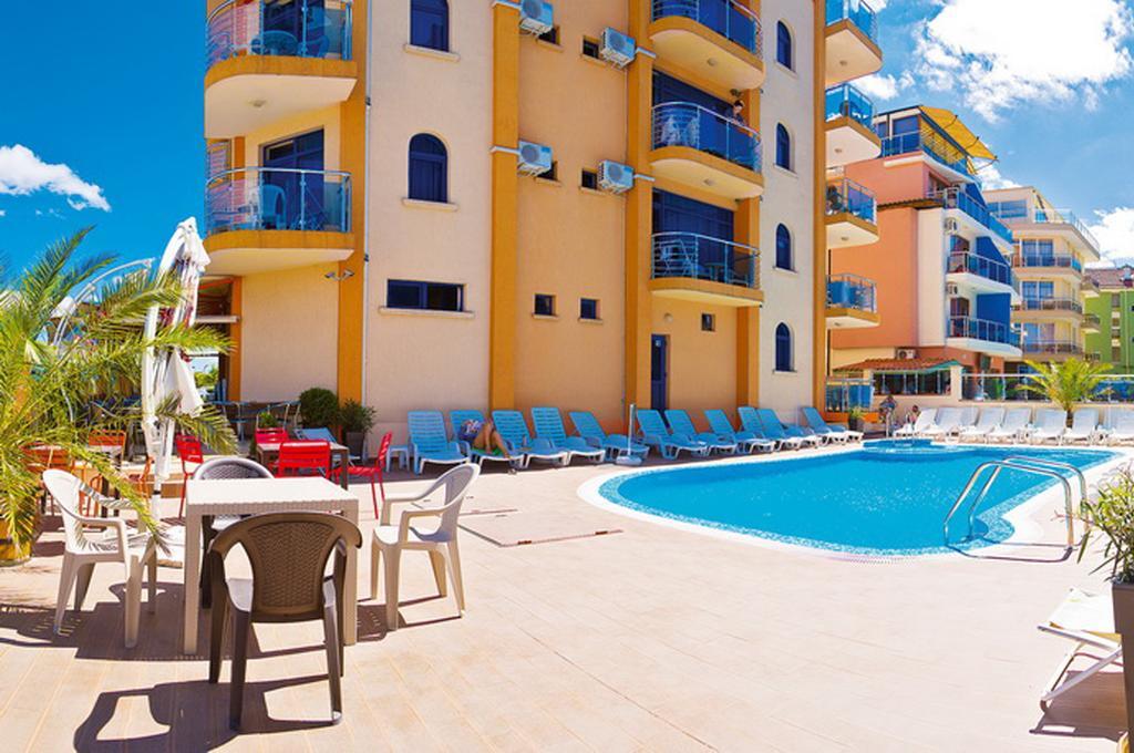 פרימורסקו Hotel Penelope מראה חיצוני תמונה
